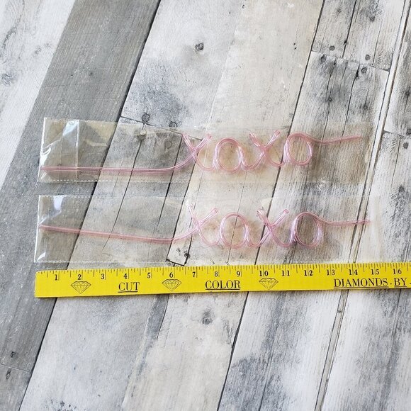 NWT - (Set of 2) XOXO Clear Pink Straws - Picture 3 of 4